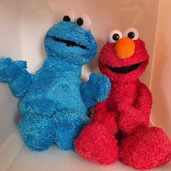 Elmo and Cookie Monster Plush Cute Soft Clean Cute Toy - Picture 2 of 13